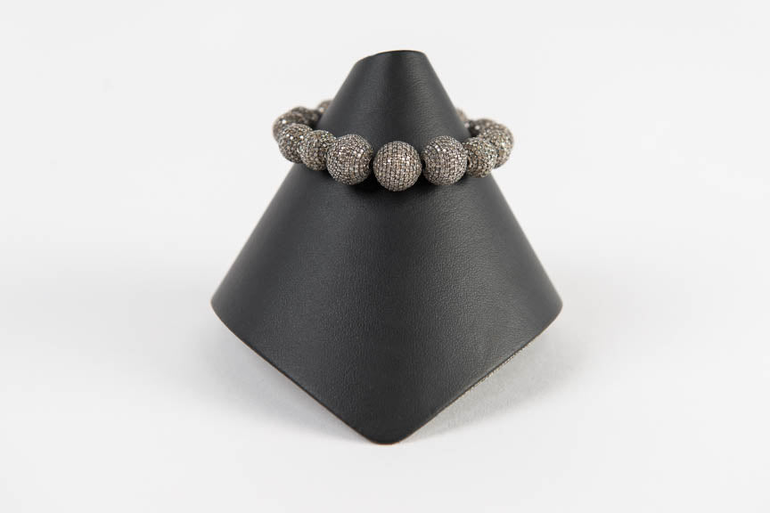 Pave diamond all around bracelet