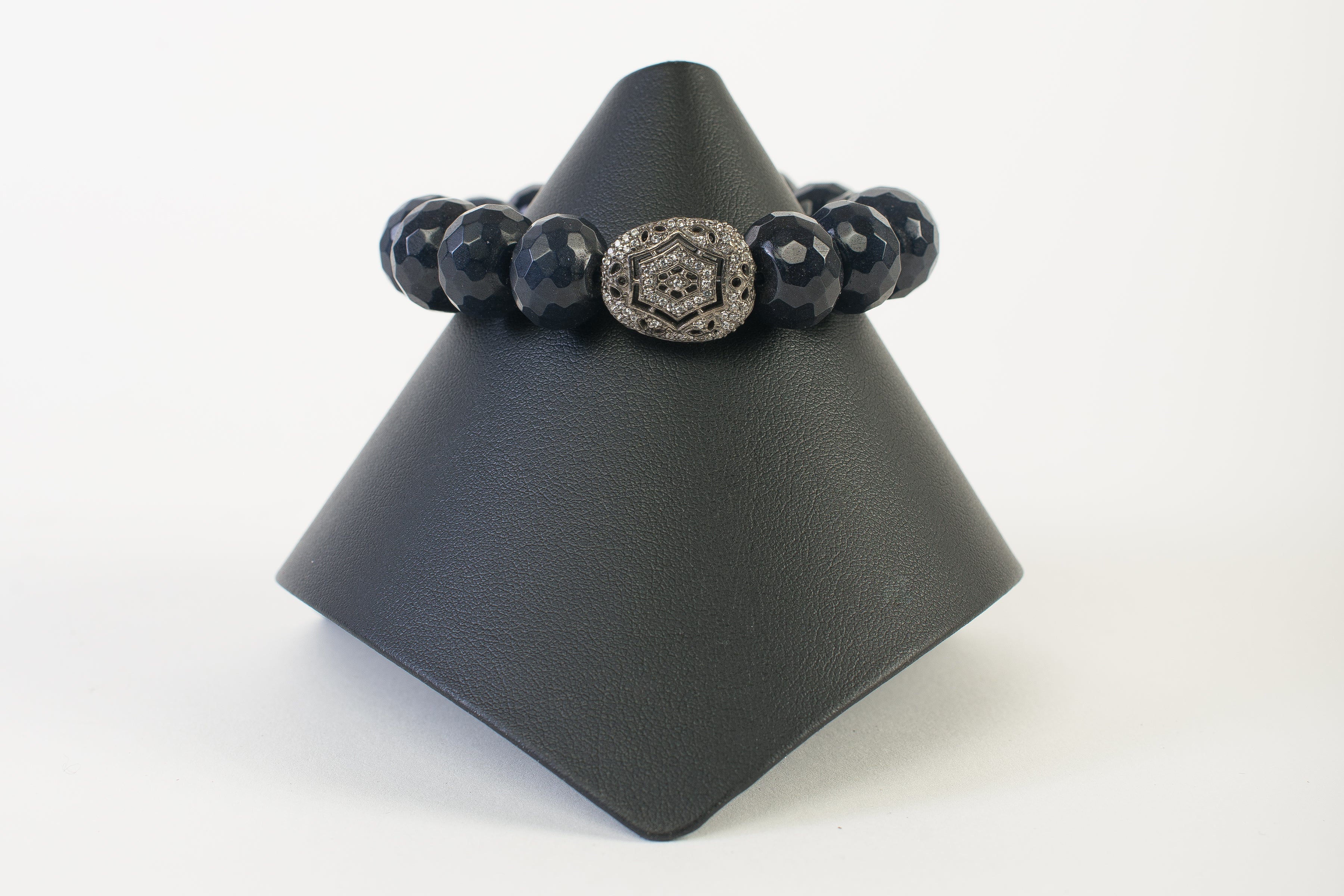 Sapphire Agate with White Topaz Bead