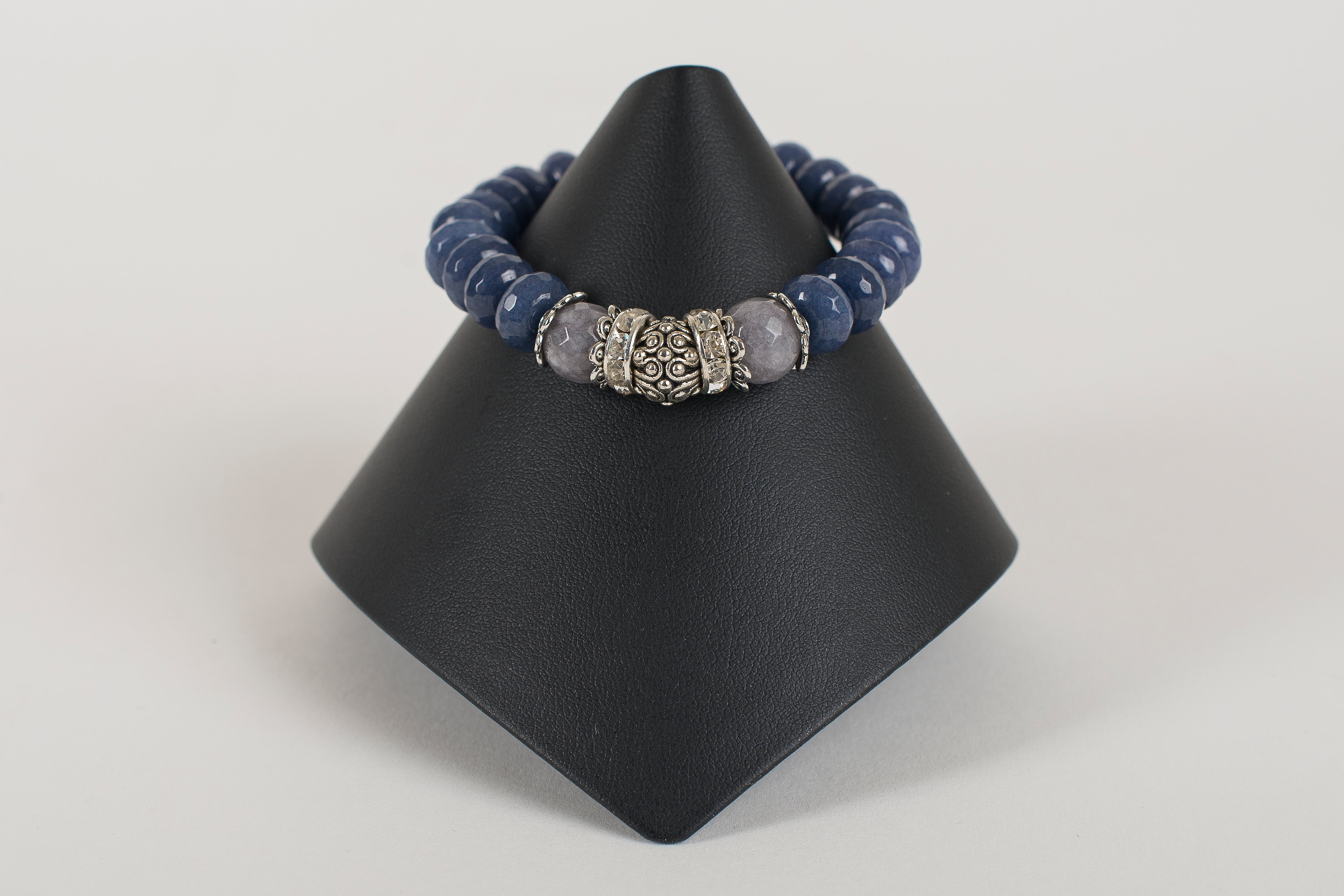 Sapphire Agate Rondelle with Labradorite and Gunmetal Crystal