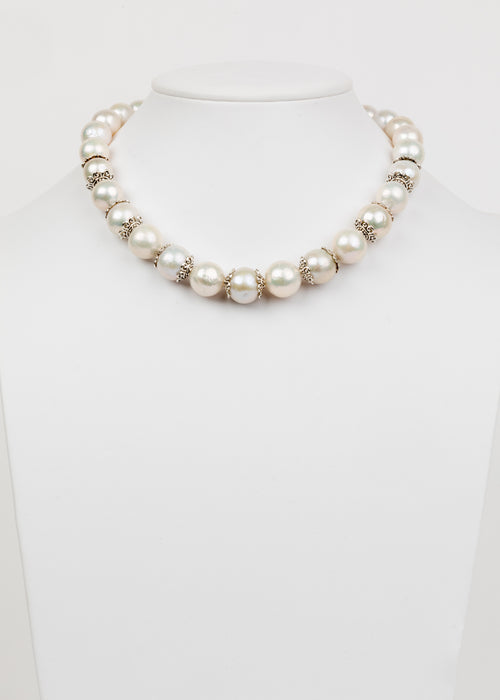Akita Pearl and Silver Necklace