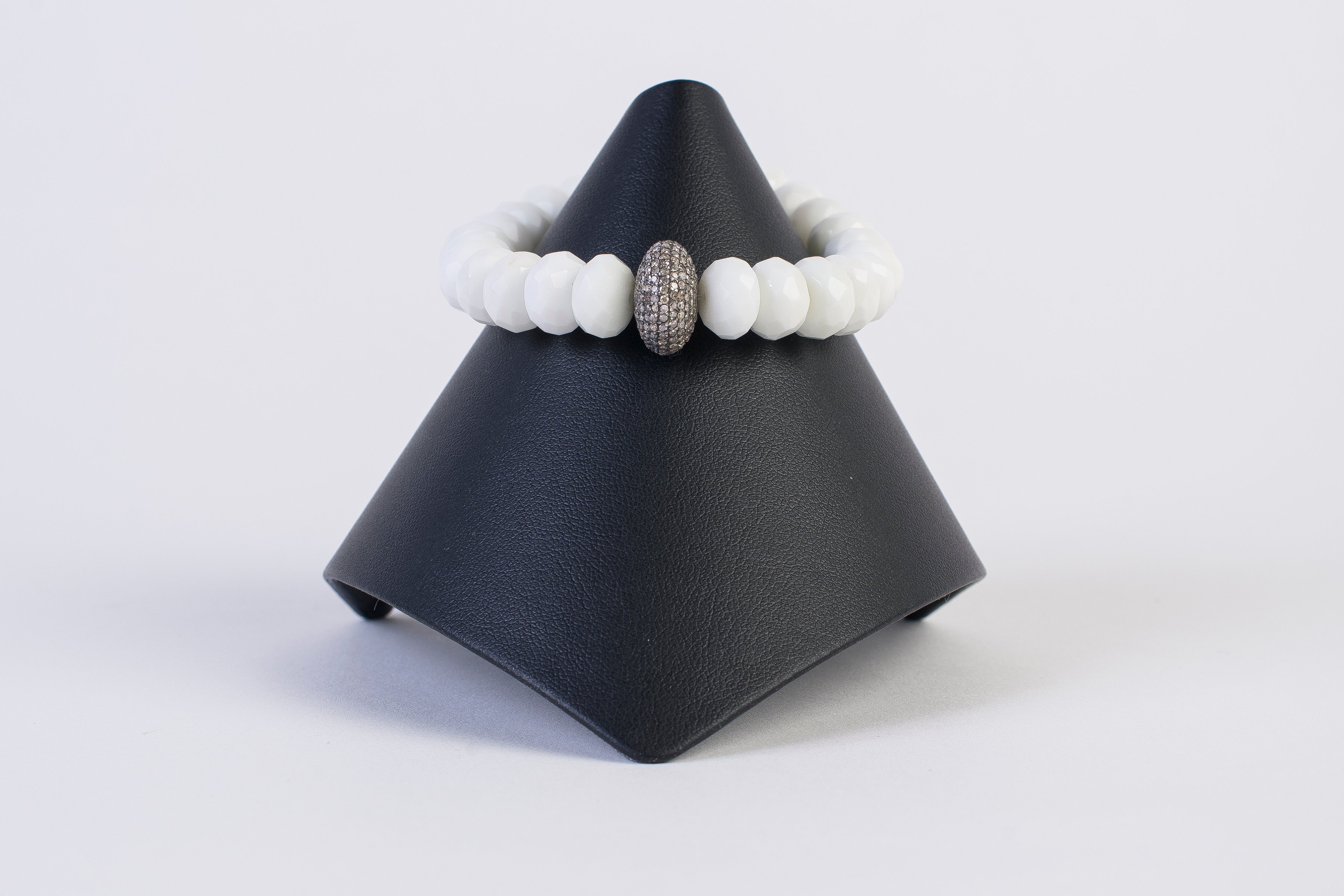 Pave diamond and agate bracelet