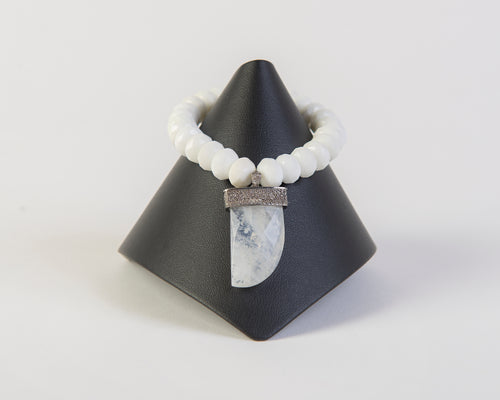 Moonstone and white topaz focal horn on agate