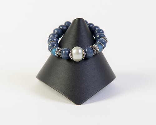 Sapphire agate with mother of pearl and quartz