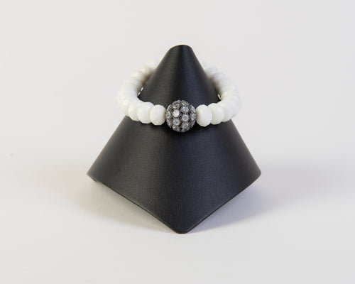 Moonstone and faceted quartz