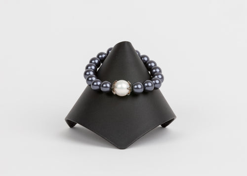 Pave Diamond, Pearl