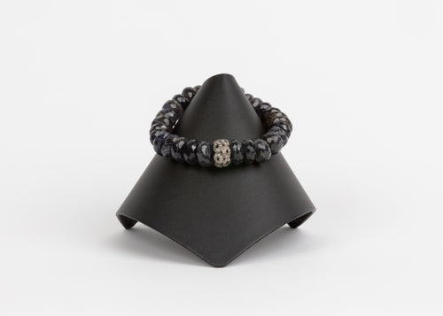 Pave Diamond, Iolite