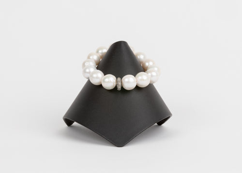 Pave Diamond, Pearl