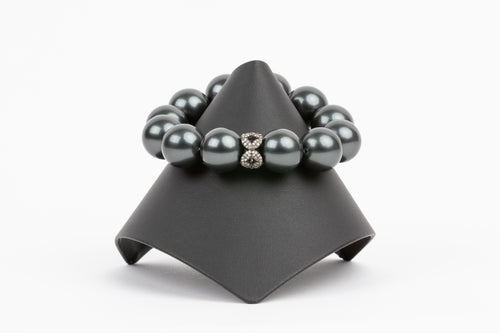 Pave Diamond, Grey Pearl