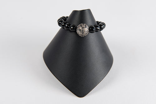Black onyx with pave diamond bead