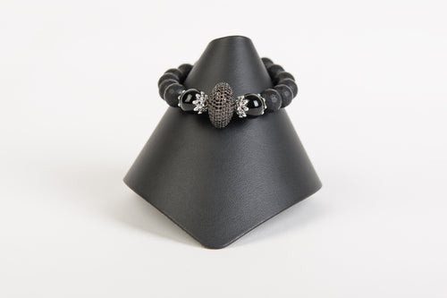 Black spinel with black onyx and wood