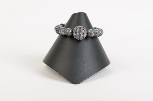 Iolite focal bead with labradorite